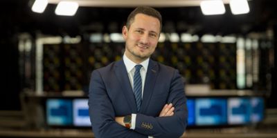 NICOLAE ȘTEFĂNUȚĂ