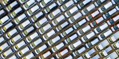 Aerial shot of parked motor vehicles by Pexels